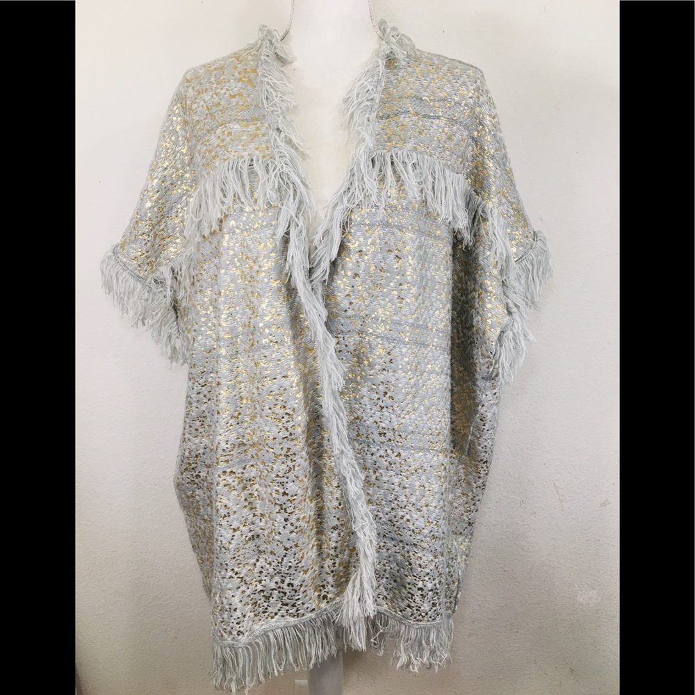 Simply styled open fringe cardigan, silver & gold